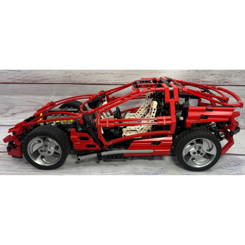 LEGO Technic Super Car 8448 Red V8 Engine Gearbox Vintage 1999 Assembled
